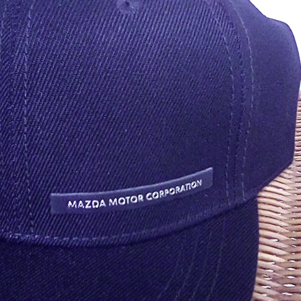Mazda Essence NWT Black Cap, Adjustable Back - Picture 3 of 4